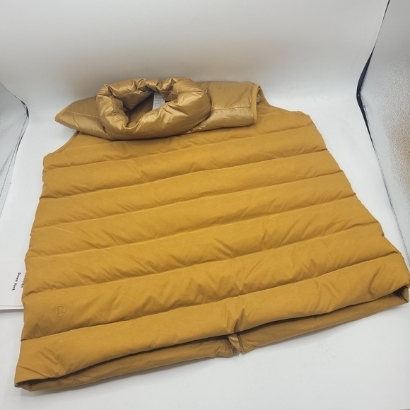 Lululemon Navigation Stretch Down Vest Spiced Bronze Size 2. - Picture 4 of 16